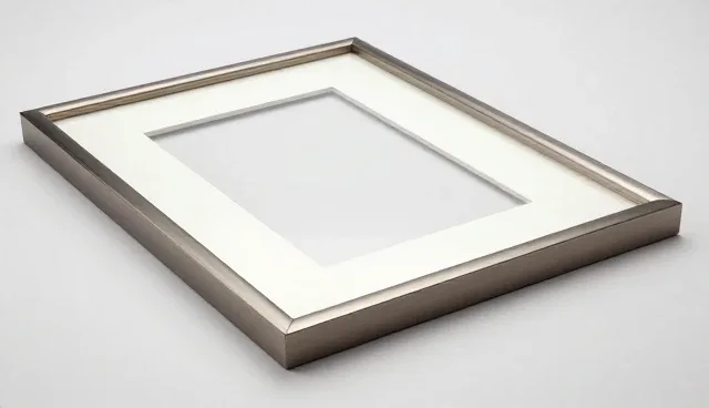 定制金属框架选型中的应用场景考量
